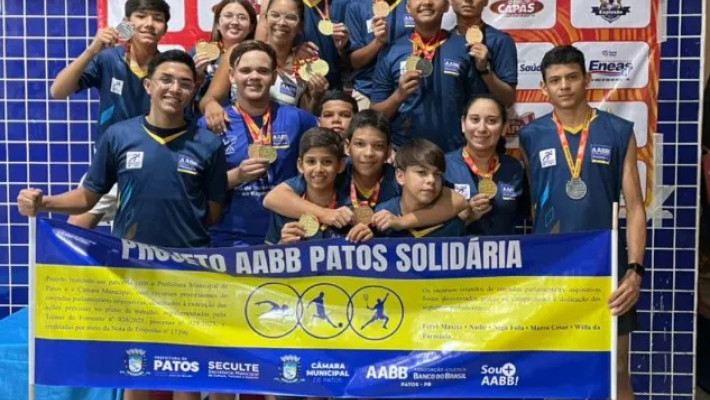 Atletas da AABB Patos - PB de BADMINTON!